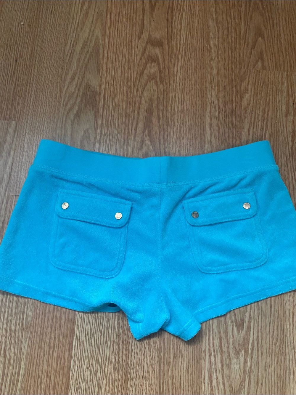 Juicy Couture vintage Turquoise Blue Logo Women's Shorts back pockets - Picture 3 of 3